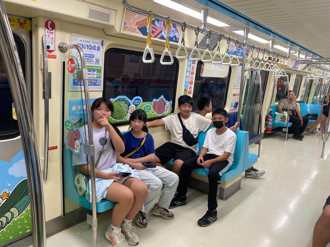 07B21D9B-DF04-410F-A6FD-99FF6F07F62B